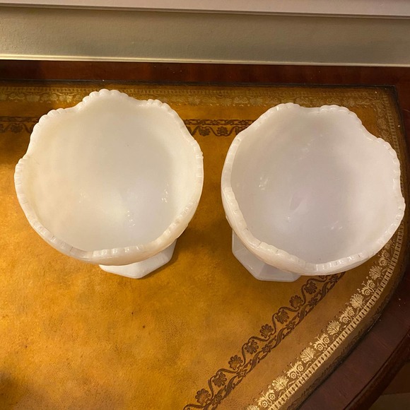 2 VTG Napco White Milk Glass Footed Compote Candy Dish Bowl Vase Planter 1184 - Picture 4 of 6